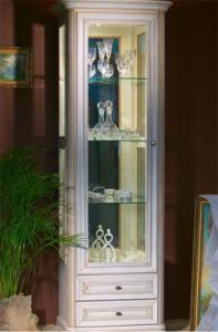 Витрина 1-дверная высокая.