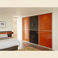 Шкафы-купе с цветным стеклом Oracal