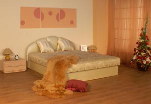 Мягкая кровать