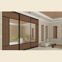 Шкафы-купе с декоративными панелями