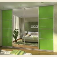 Шкафы-купе с цветным стеклом Oracal