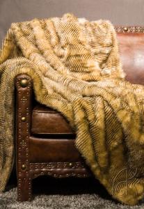 Покрывало енот-черно-серый