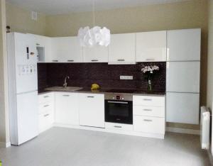 Кухни с фасадами из мдф в пленке пвх